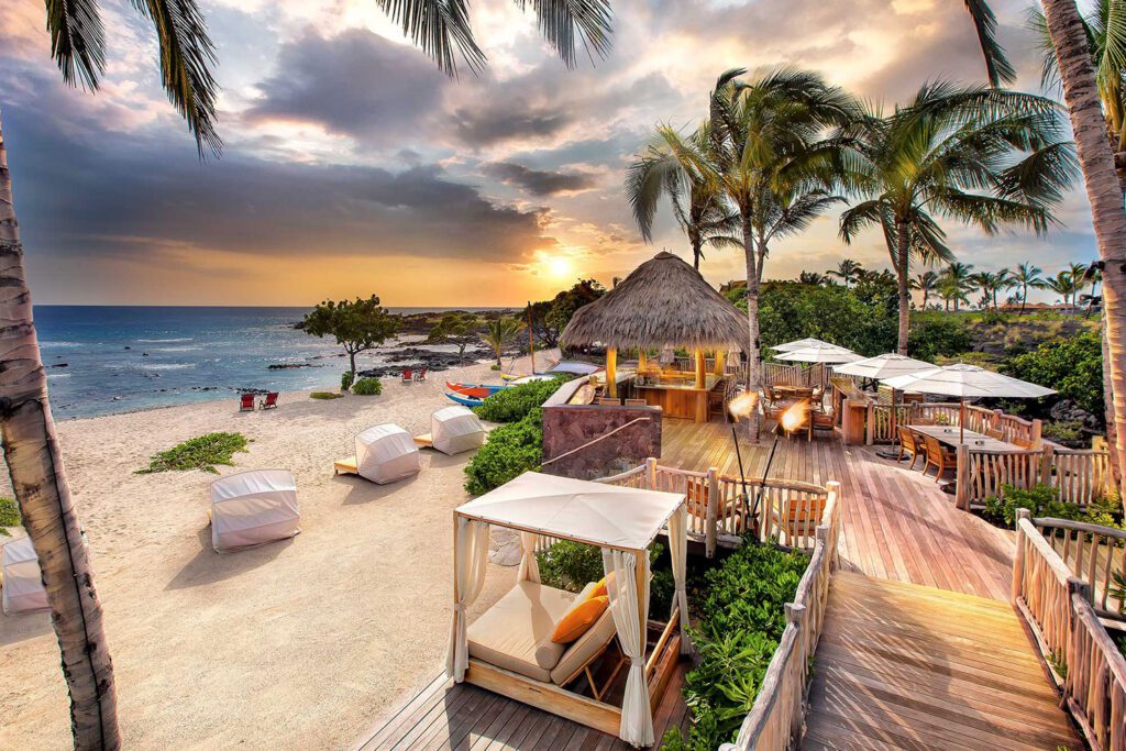 kohaniki-hawaii-Beach-Club-Sunset